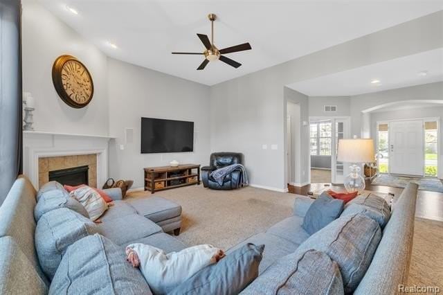 15745 Diamante Dr - Photo 7 of 50