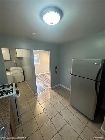 22041 Dante St - Photo 5 of 16