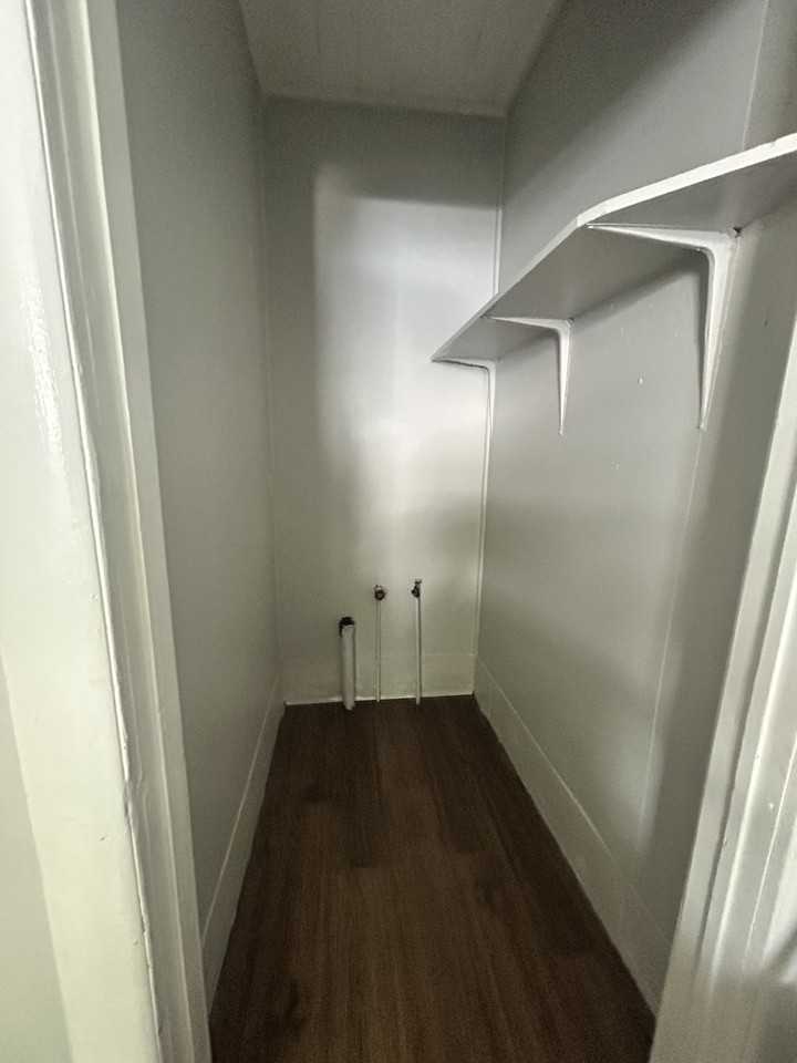 415 Moss St #1 - Photo 5 of 11