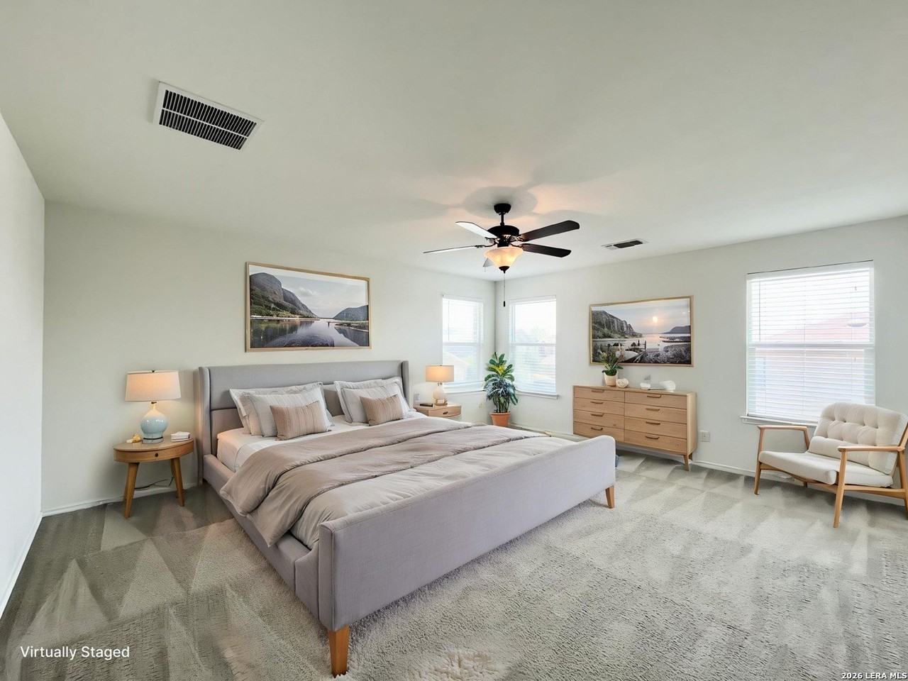 401 Ruby Ritz - Photo 5 of 46
