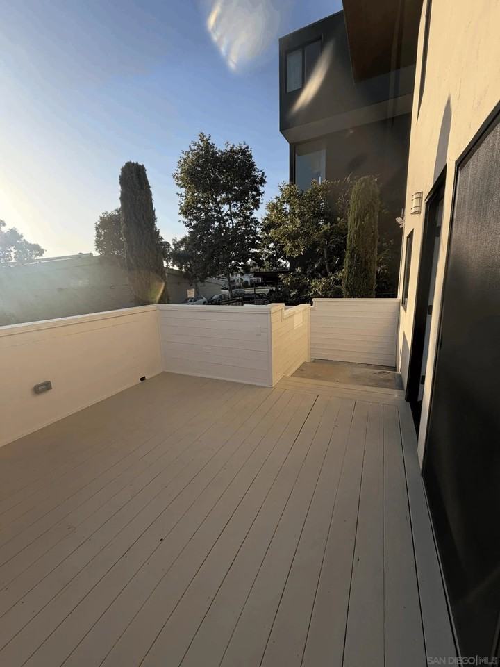 3827 Louisiana St - Photo 5 of 27