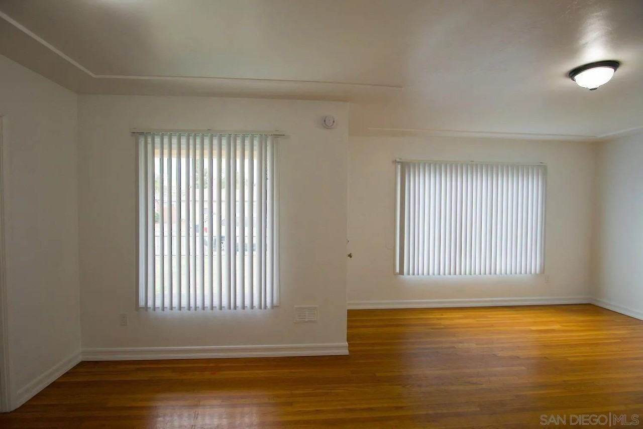 170 Garrett Ave - Photo 3 of 22