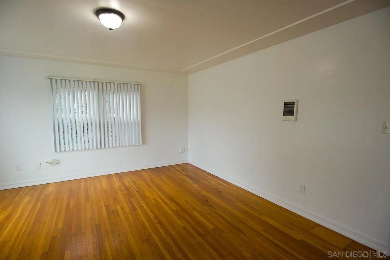 170 Garrett Ave - Photo 4 of 22