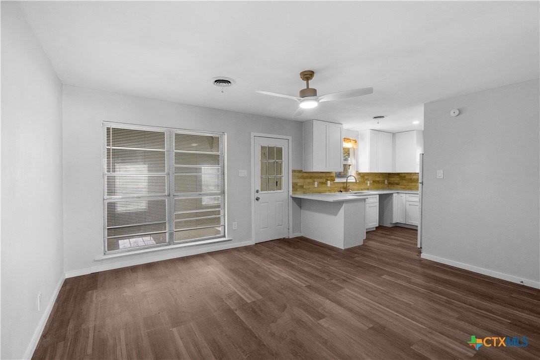 1302 Metropolitan Dr - Photo 3 of 13