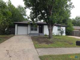 featured image of 1315 Estes Dr