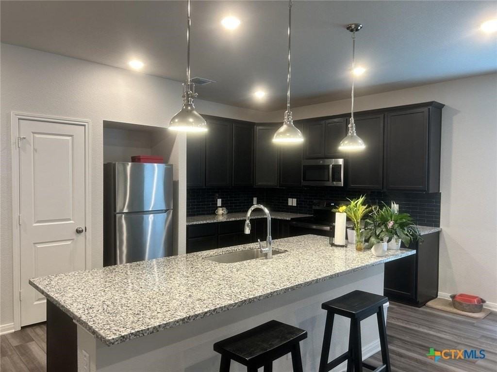1901 Horatio St - Photo 6 of 16