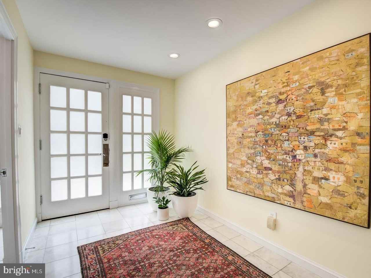 3147 O St Nw - Photo 6 of 50