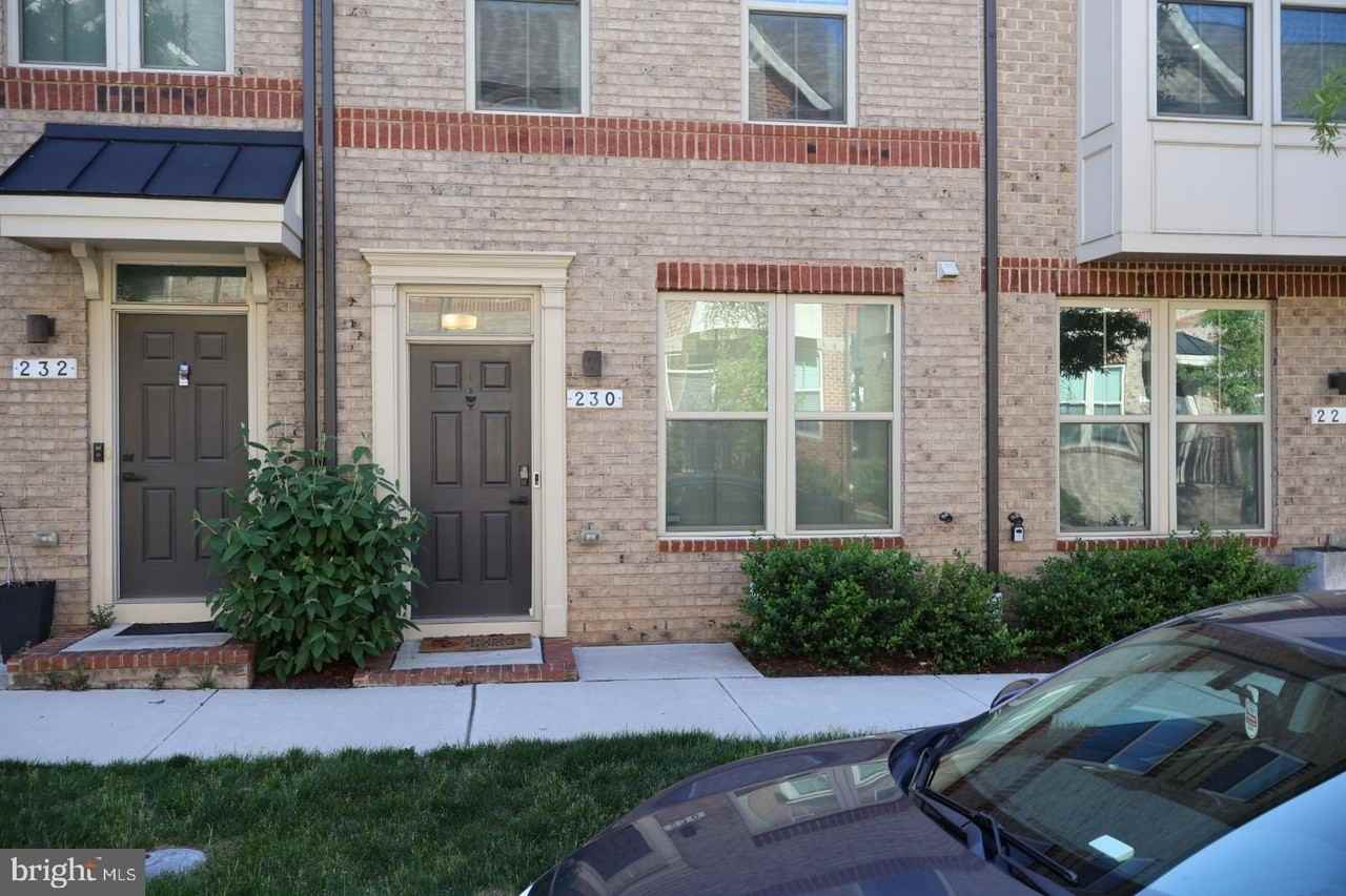 230 S Newkirk St - Photo 2 of 35