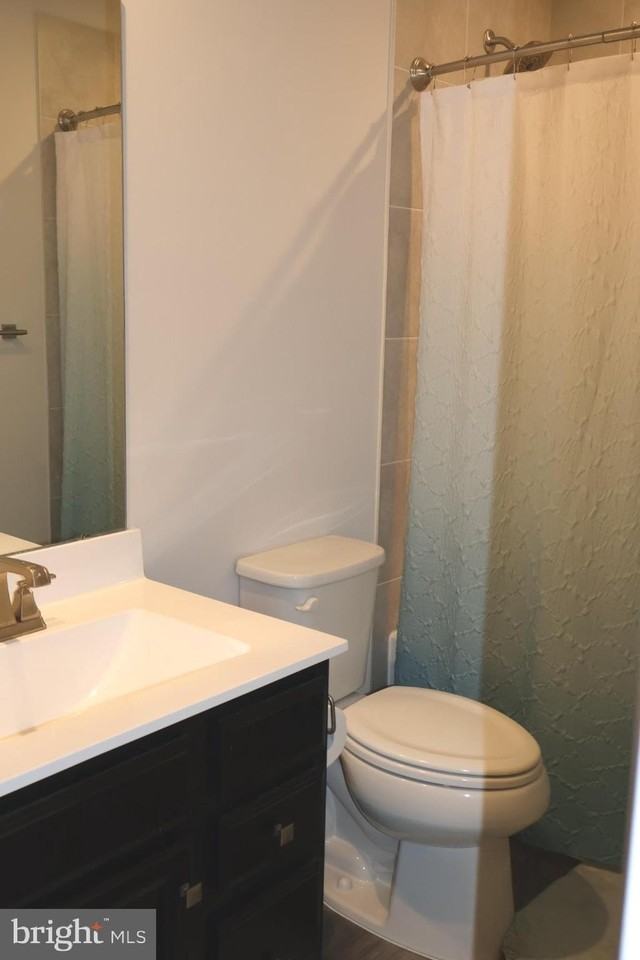 230 S Newkirk St - Photo 7 of 35