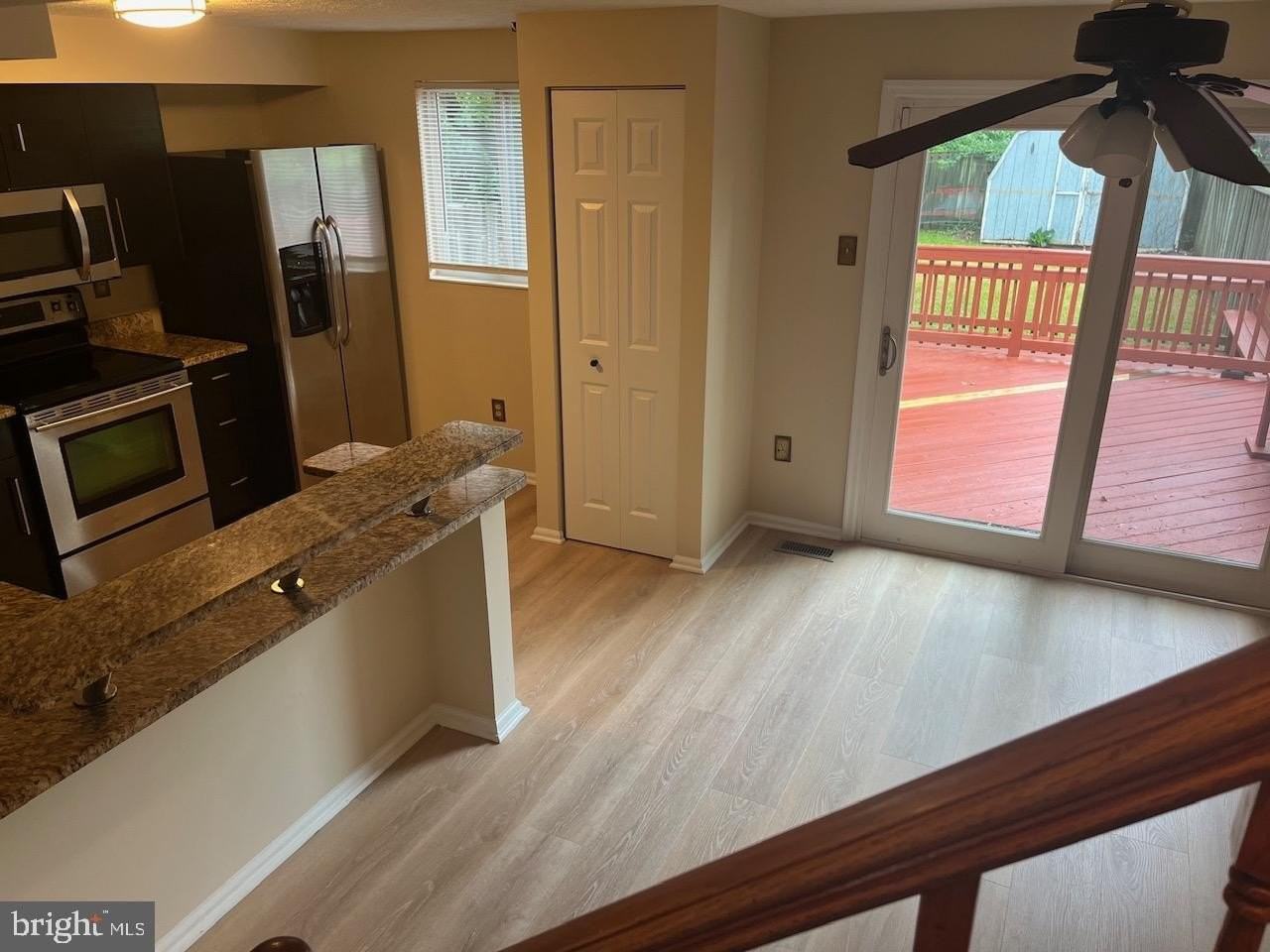 60 Chins Ct - Photo 5 of 43