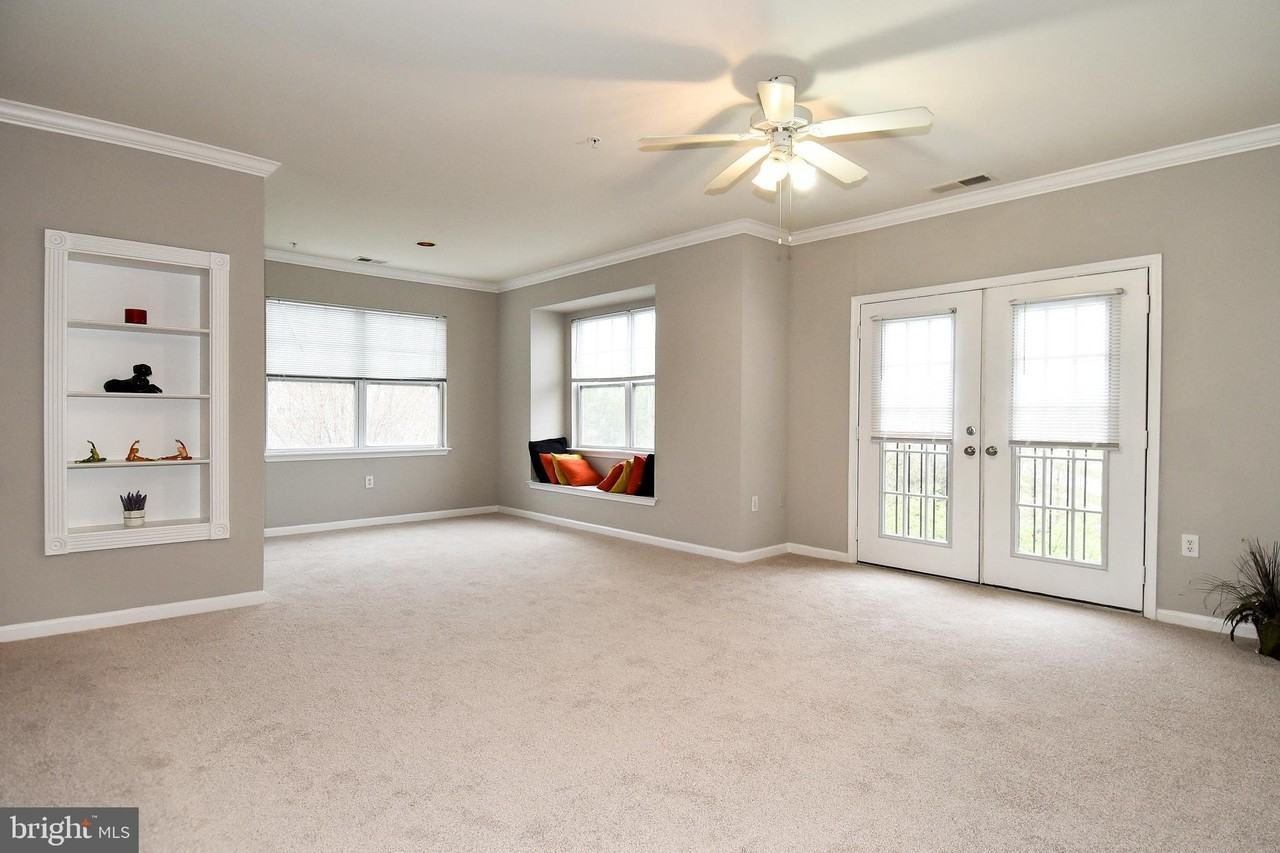 13504 Derry Glen Ct #302 - Photo 3 of 27