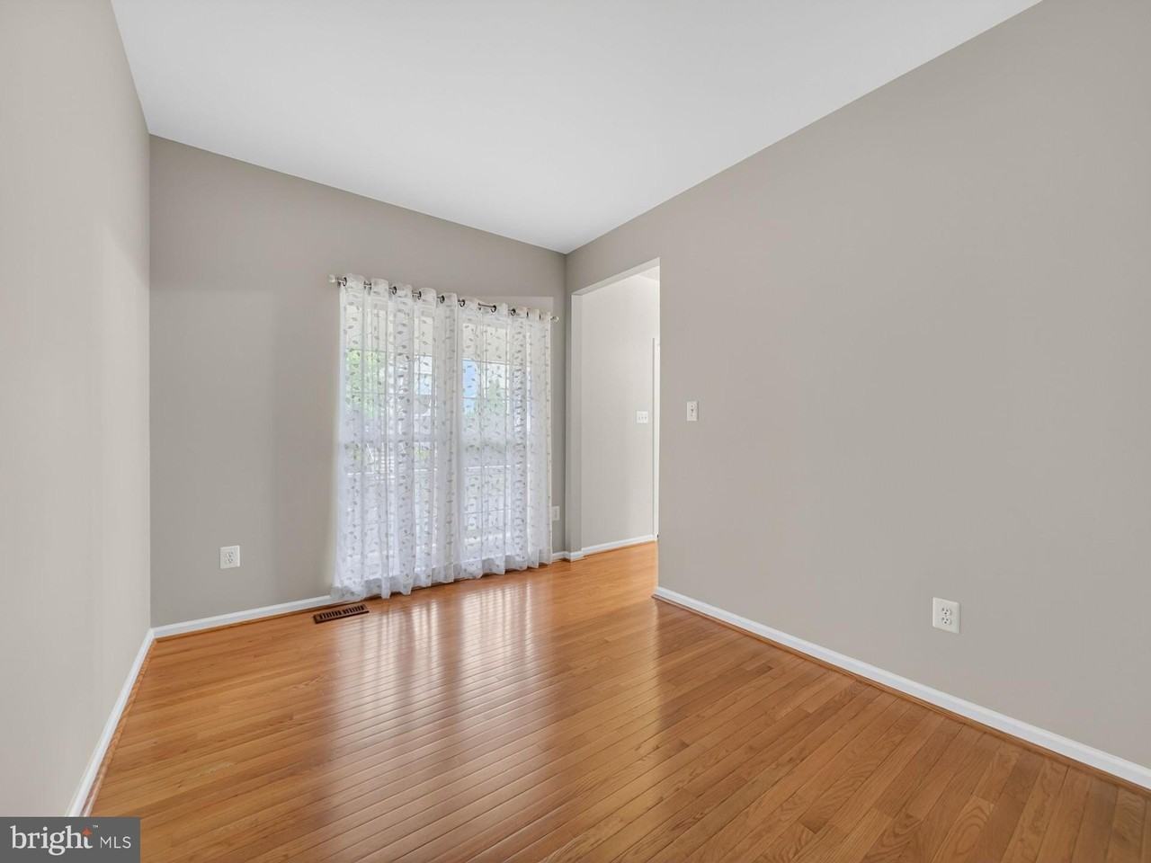 19028 Noble Oak Dr - Photo 7 of 37