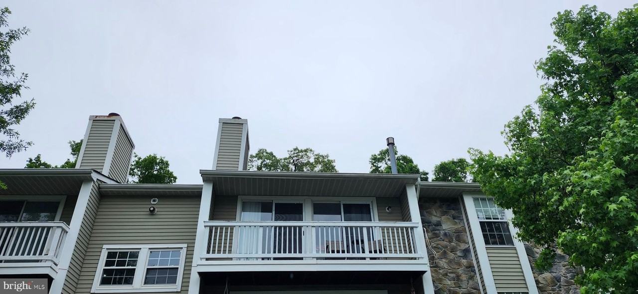 58 Kenwood Dr - Photo 3 of 24