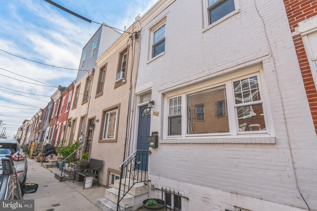 1514 S Mole St - Photo 3 of 30
