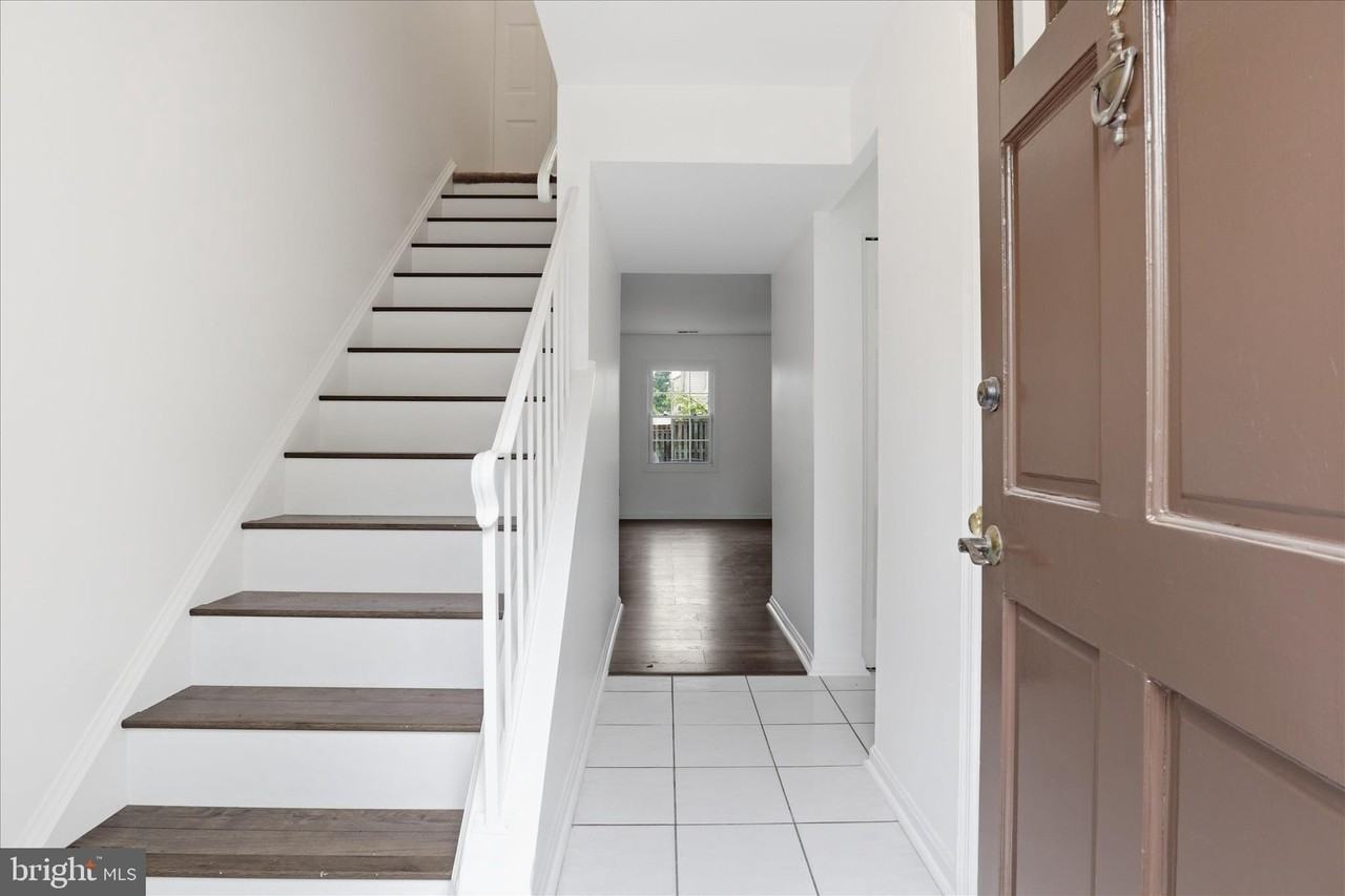 6617 Elk Park Ct - Photo 3 of 29