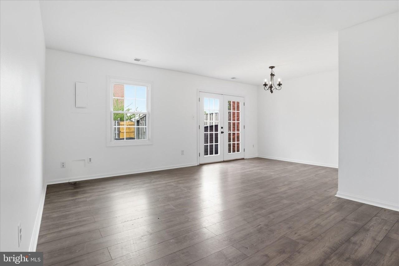 6617 Elk Park Ct - Photo 5 of 29