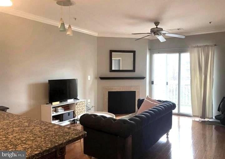 12915 Alton Sq #301 - Photo 4 of 17