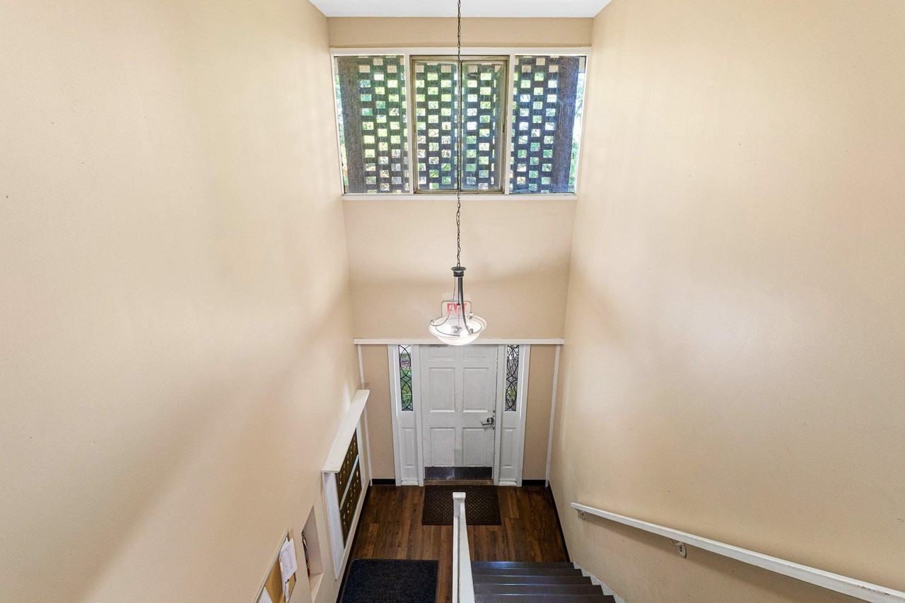 5613 Franconia Rd #303 - Photo 3 of 27