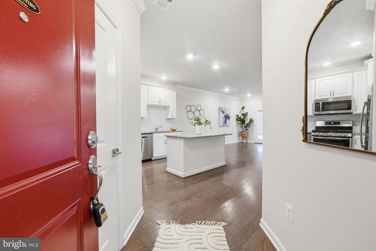23286 Southdown Manor Ter #108 - Photo 3 of 21