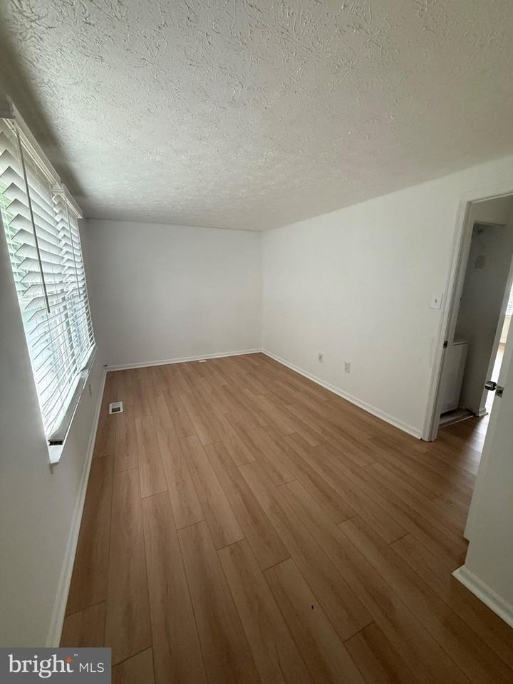 4703 Still Pl - Photo 3 of 20