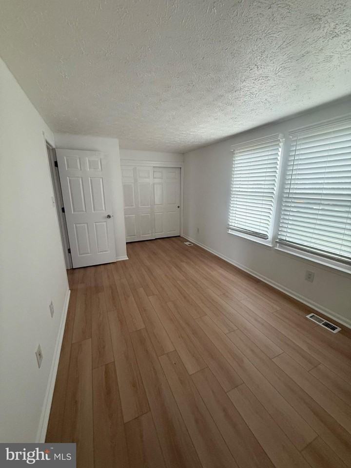 4703 Still Pl - Photo 4 of 20