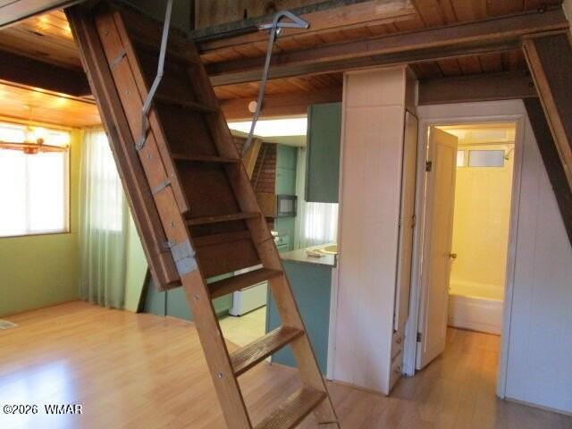 547 E White Mountain Blvd - Photo 5 of 9