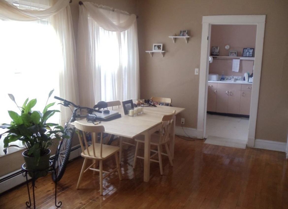 301 S Mills St #3 - Photo 3 of 9