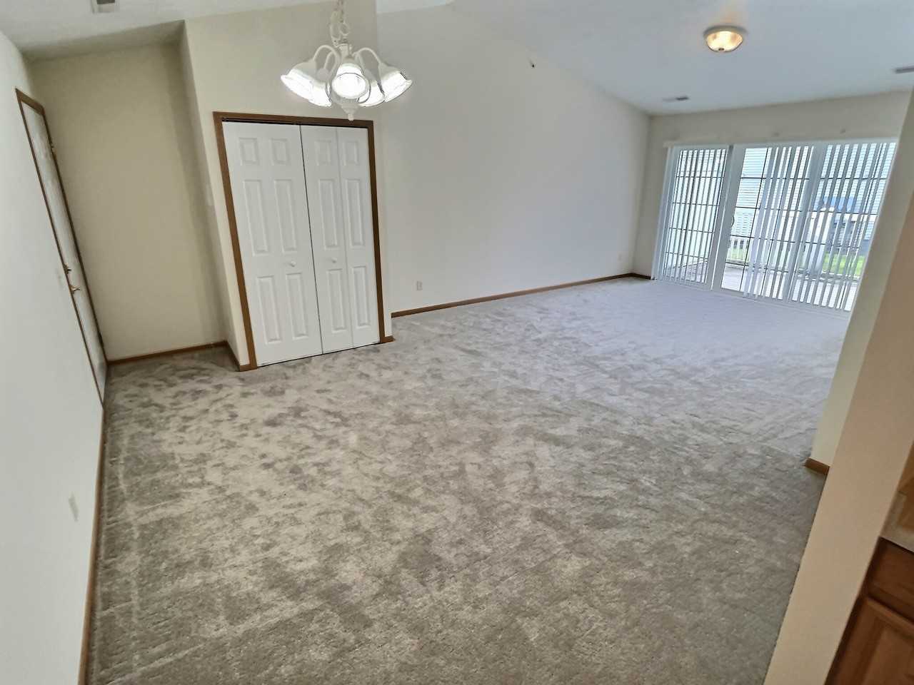 325 Gail Ave Ne #325 - Photo 3 of 13