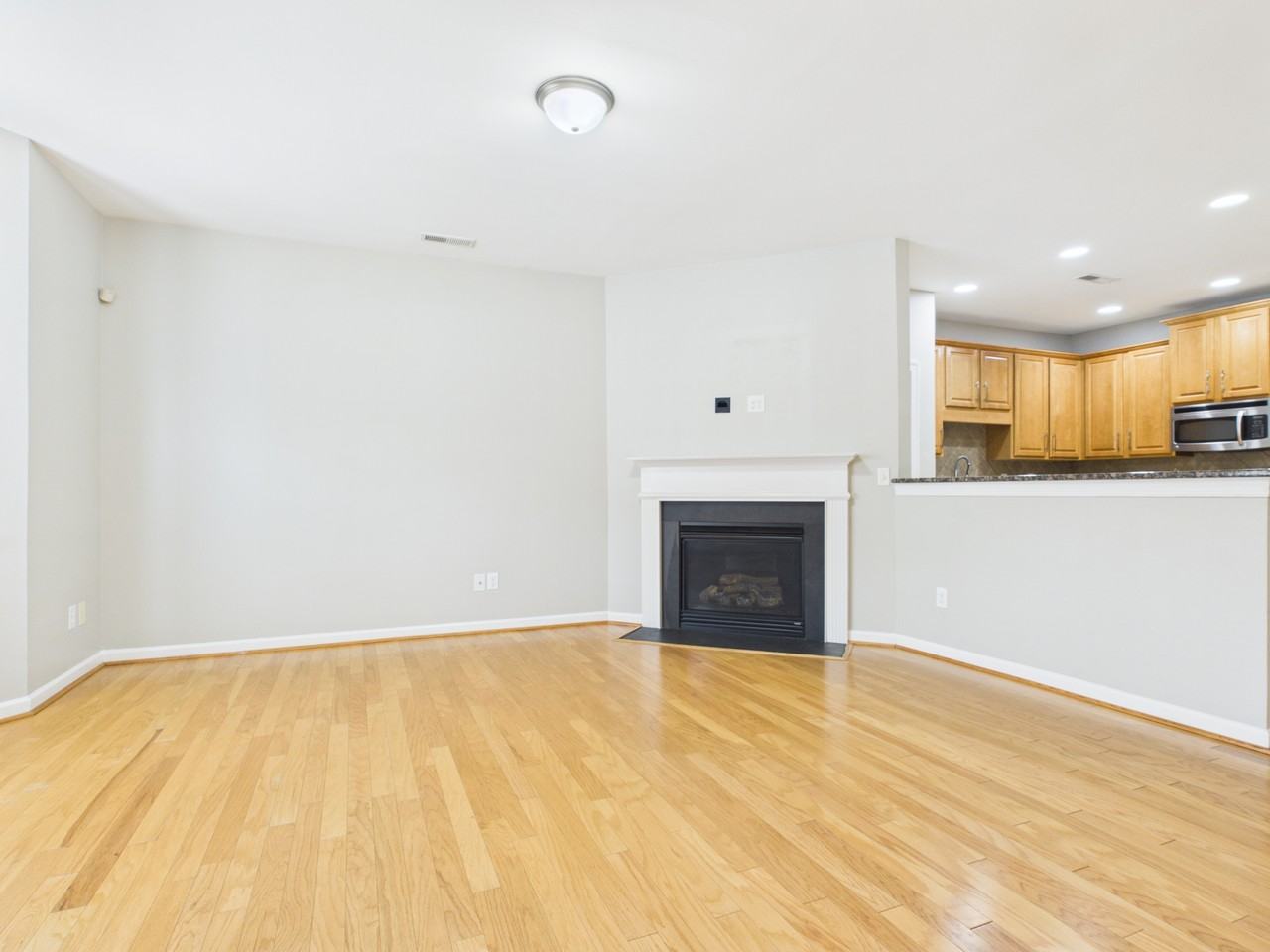 5690 Stafford Rd #1 - Photo 7 of 25
