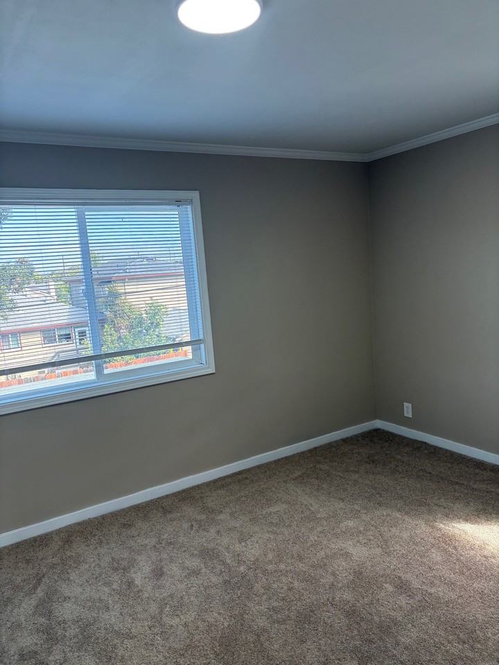 1411 East 3rd Avenue #6 - Photo 6 of 17