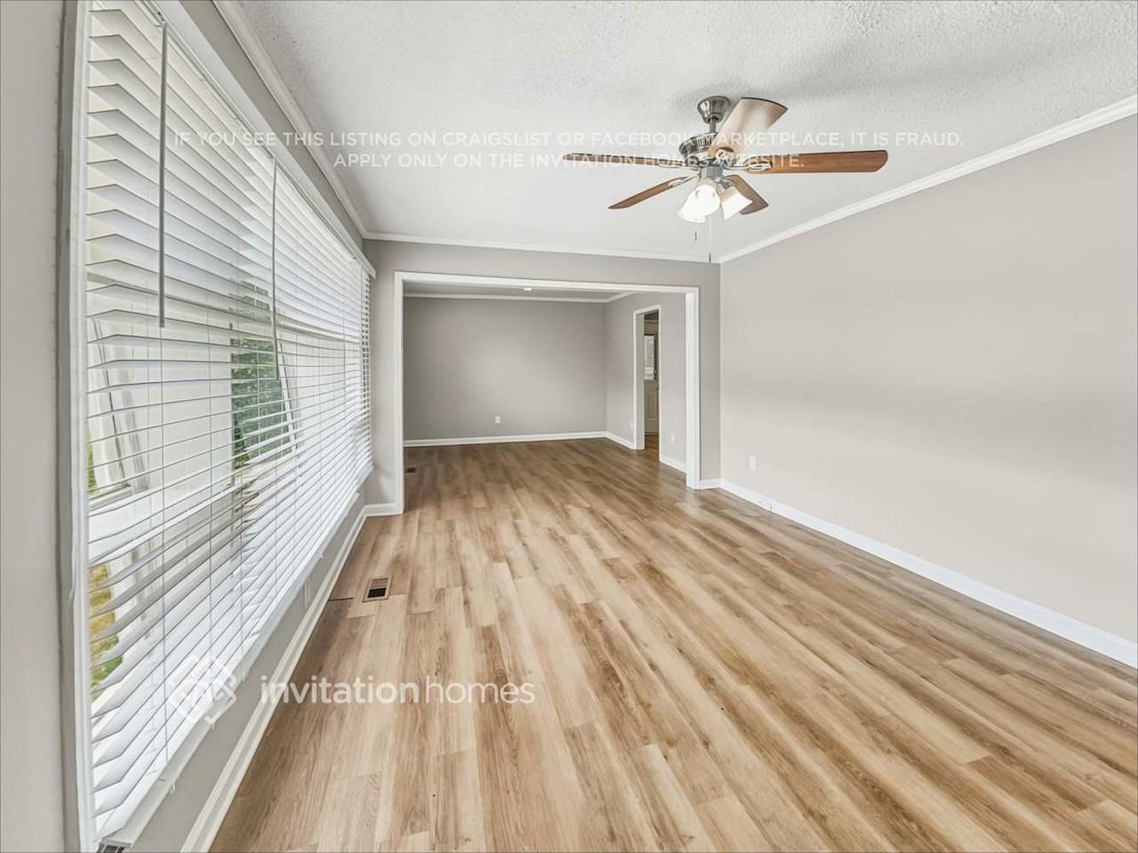 1959 Laurel Ln - Photo 5 of 19