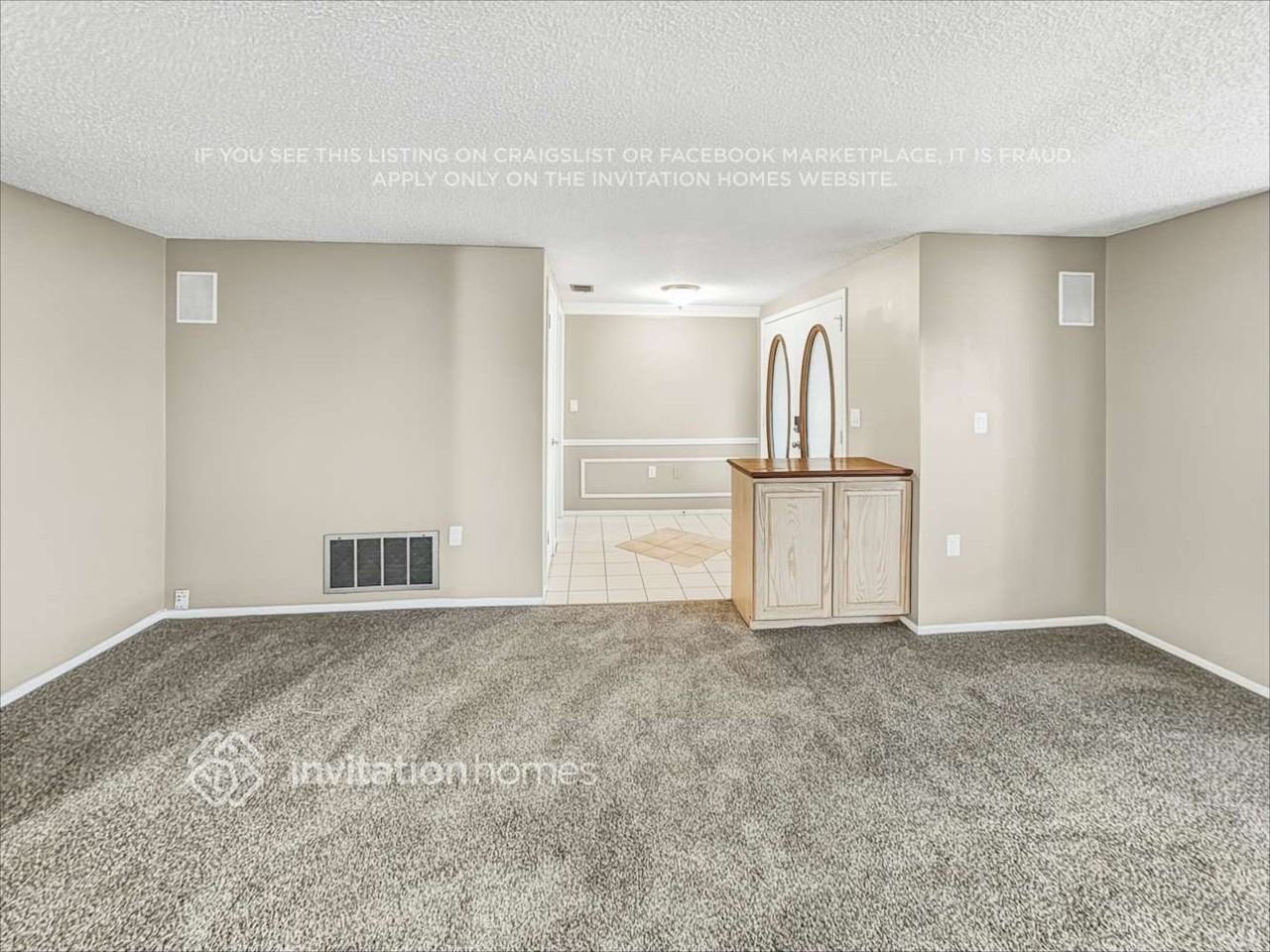 12206 Meadowbrook Ln - Photo 5 of 19