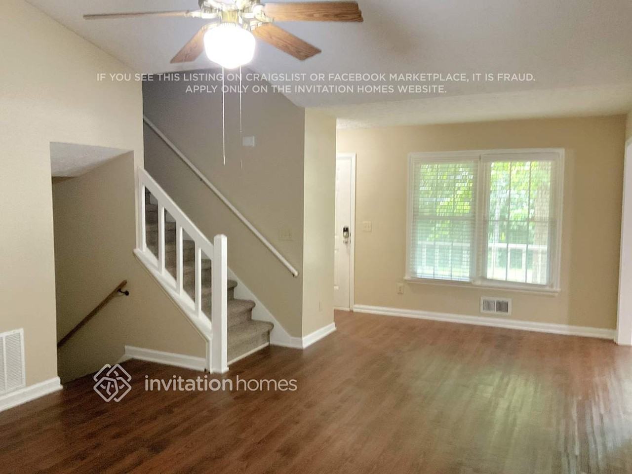 2501 Whitebluff Way - Photo 3 of 13