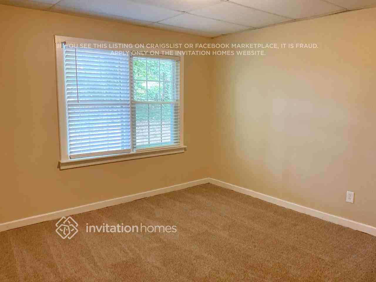 2501 Whitebluff Way - Photo 7 of 13