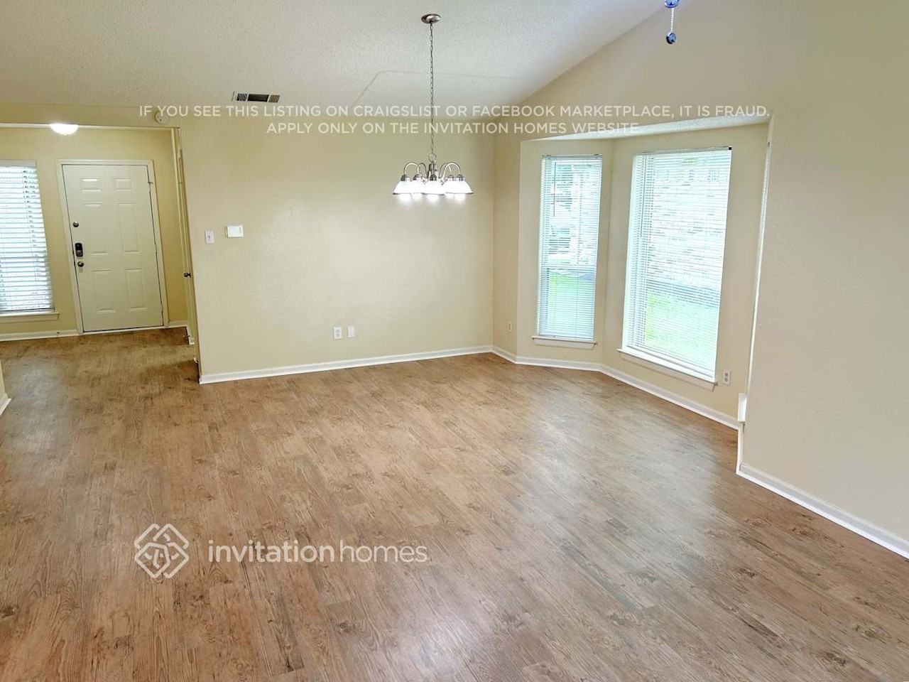 5005 Colonial Dr - Photo 3 of 15