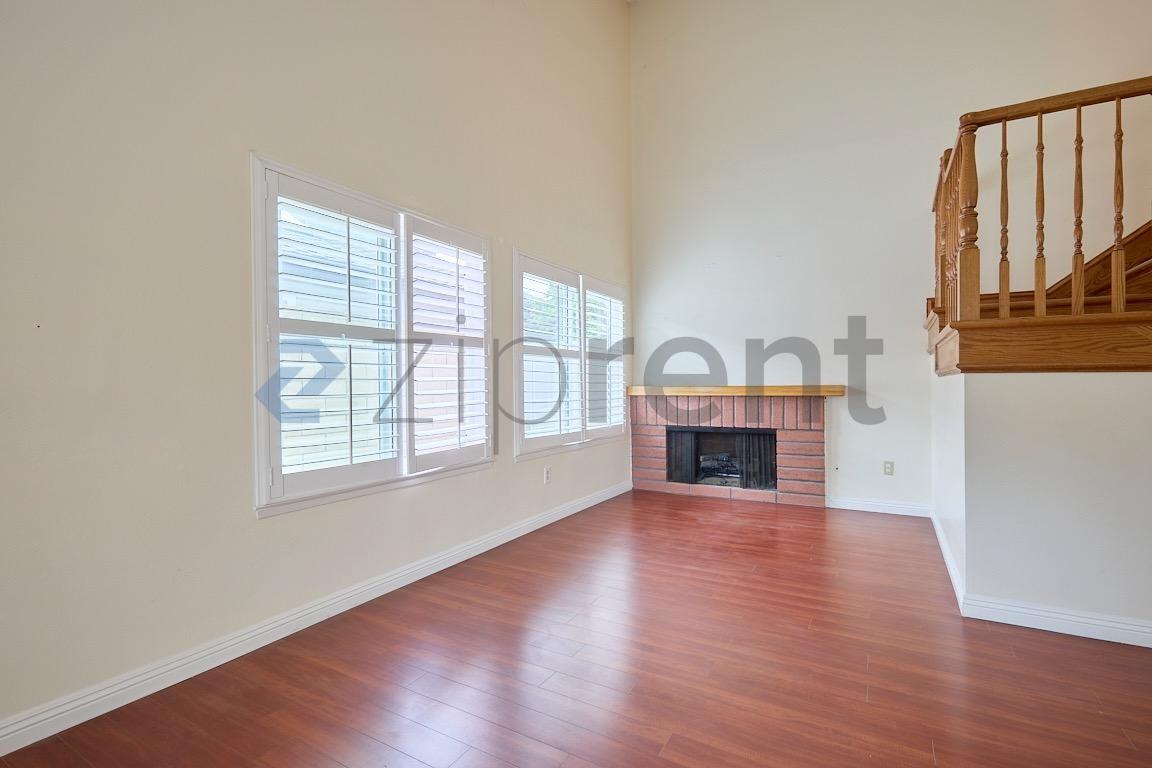 3102 S Manitoba Dr - Photo 3 of 26