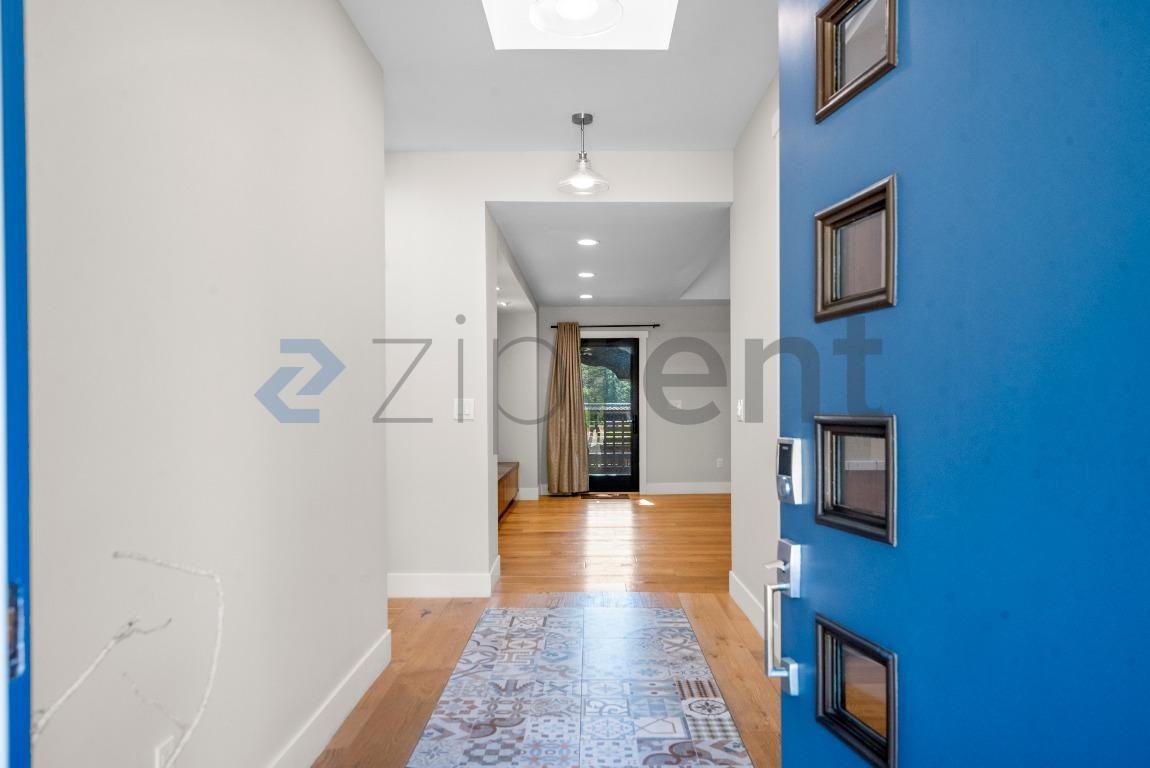 1701 Whitham Ave - Photo 6 of 50