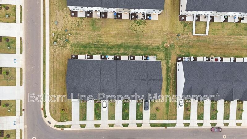 27 Broward Ln - Photo 5 of 41