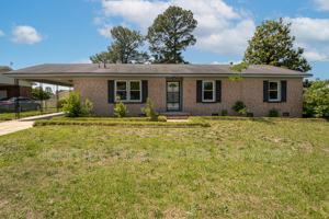 featured image of 6033 Santa Fe Dr