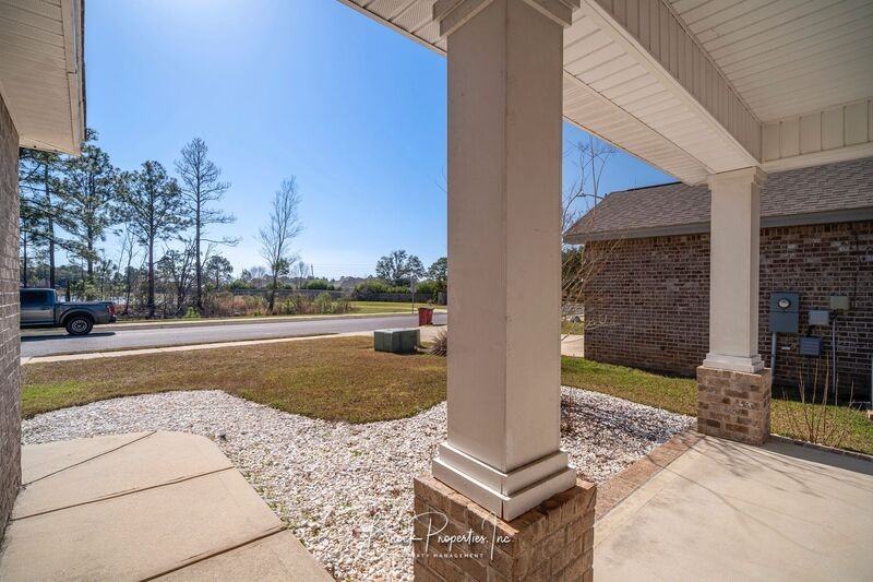 3614 Hawks Landing Cir - Photo 4 of 38