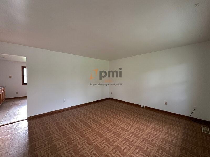 732 Stratford Dr - Photo 7 of 21
