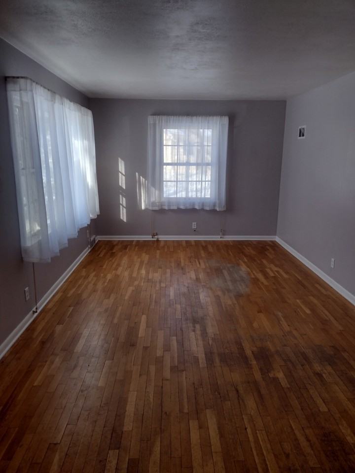 1328 Wilson Drive - Photo 3 of 10