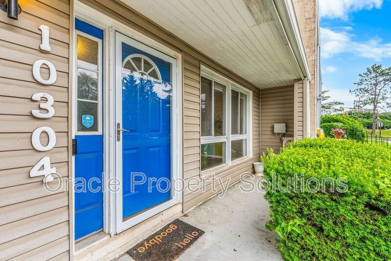 10304 Nightmist Ct - Photo 4 of 32