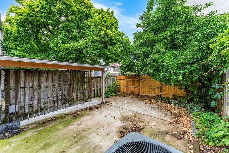 10304 Nightmist Ct - Photo 5 of 32