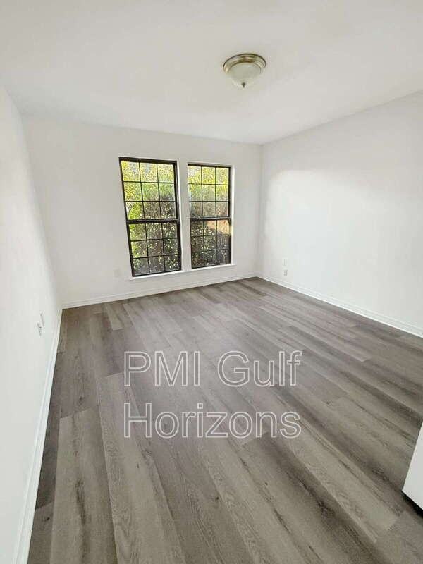 8657 El Paseo St - Photo 2 of 7