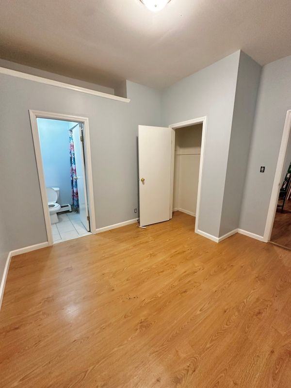 116 Garside St ##1f - Photo 3 of 9