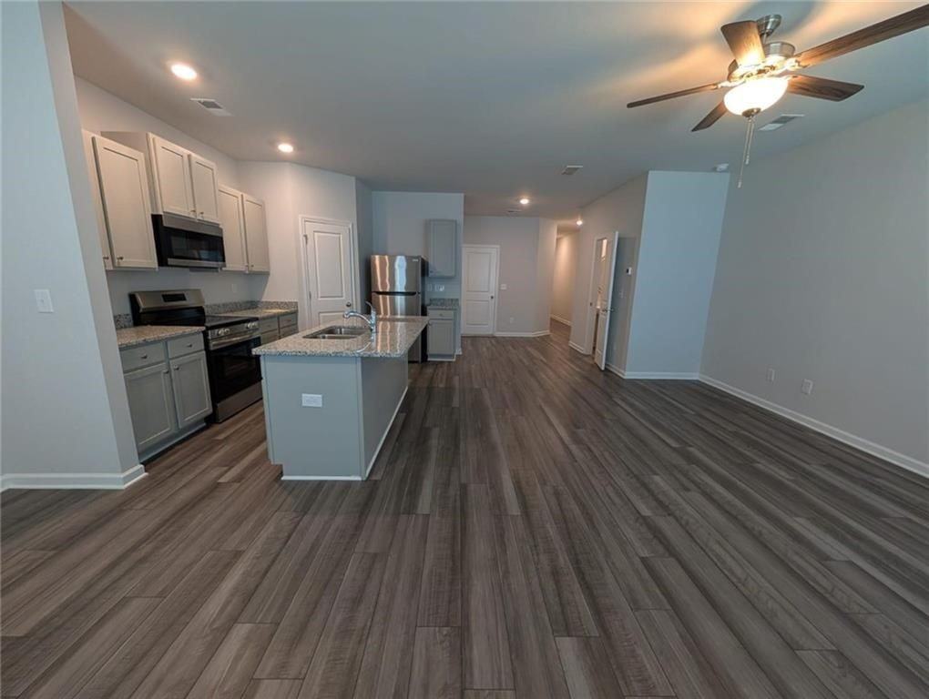 108 Brexley Dr - Photo 3 of 10