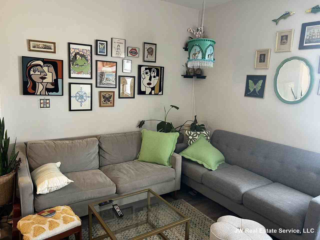42 Union St #1 - Photo 2 of 13