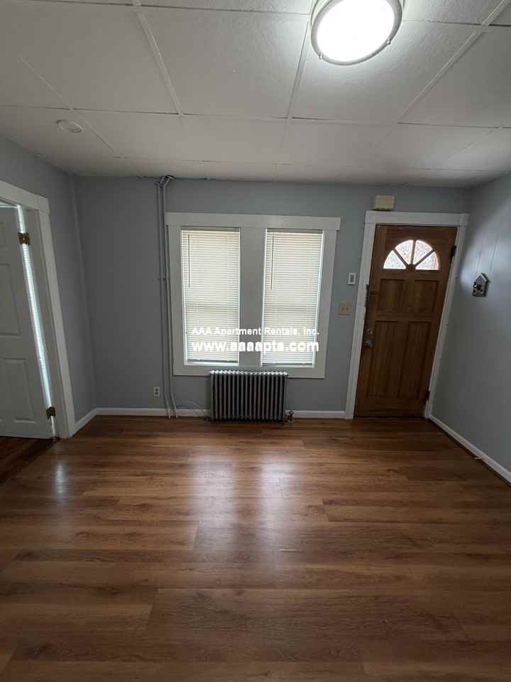 Hall Ave #1 - Photo 4 of 12