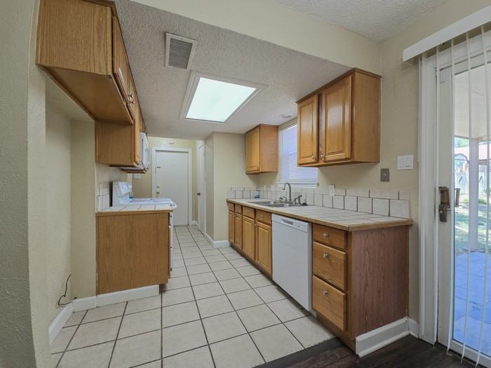 6513 Westridge Dr - Photo 5 of 14